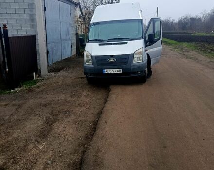 Сірий Форд Транзит, об'ємом двигуна 2.4 л та пробігом 627 тис. км за 8500 $, фото 1 на Automoto.ua