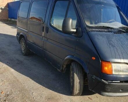 Синий Форд Транзит, объемом двигателя 2.5 л и пробегом 245 тыс. км за 1550 $, фото 4 на Automoto.ua
