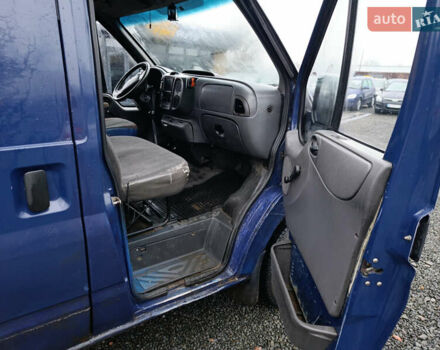 Синий Форд Транзит, объемом двигателя 2 л и пробегом 785 тыс. км за 3100 $, фото 6 на Automoto.ua