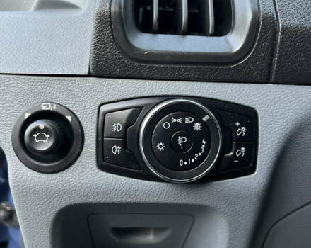 Синий Форд Транзит, объемом двигателя 2 л и пробегом 198 тыс. км за 16250 $, фото 13 на Automoto.ua