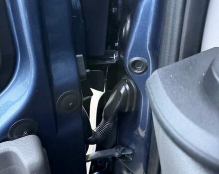 Синій Форд Транзит, об'ємом двигуна 2 л та пробігом 252 тис. км за 18500 $, фото 34 на Automoto.ua