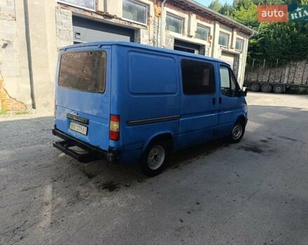 Синий Форд Транзит, объемом двигателя 0 л и пробегом 200 тыс. км за 1550 $, фото 19 на Automoto.ua