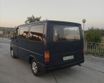 Синий Форд Транзит, объемом двигателя 2.5 л и пробегом 300 тыс. км за 1750 $, фото 3 на Automoto.ua