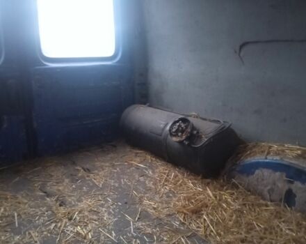 Синій Форд Транзит, об'ємом двигуна 2 л та пробігом 250 тис. км за 1104 $, фото 5 на Automoto.ua