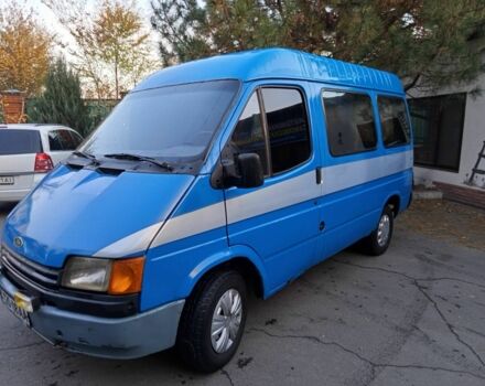 Синий Форд Транзит, объемом двигателя 0 л и пробегом 250 тыс. км за 1550 $, фото 2 на Automoto.ua