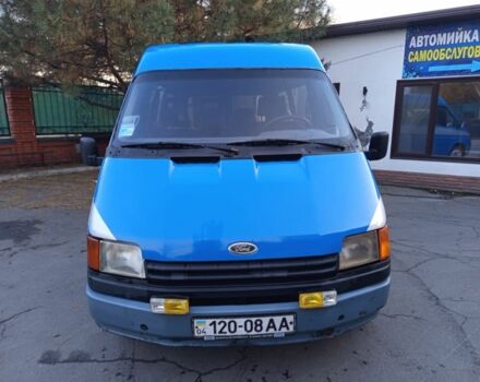 Синий Форд Транзит, объемом двигателя 0 л и пробегом 250 тыс. км за 1550 $, фото 1 на Automoto.ua
