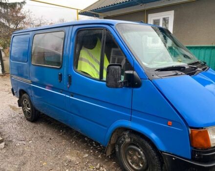 Синий Форд Транзит, объемом двигателя 0 л и пробегом 300 тыс. км за 2100 $, фото 1 на Automoto.ua