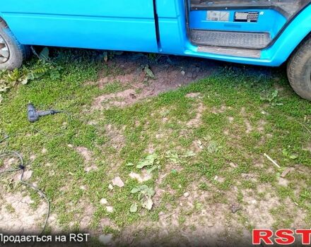 Синій Форд Транзит, об'ємом двигуна 2.5 л та пробігом 200 тис. км за 1500 $, фото 11 на Automoto.ua