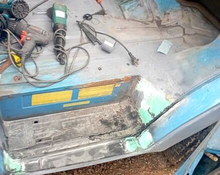 Синій Форд Транзит, об'ємом двигуна 2.5 л та пробігом 200 тис. км за 1500 $, фото 3 на Automoto.ua