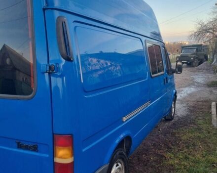Синій Форд Транзит, об'ємом двигуна 2.5 л та пробігом 300 тис. км за 6000 $, фото 3 на Automoto.ua