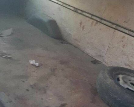 Синій Форд Транзит, об'ємом двигуна 2.4 л та пробігом 603 тис. км за 2000 $, фото 6 на Automoto.ua