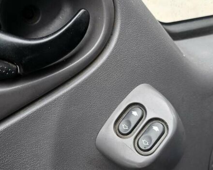 Форд Транзит 2002 в Киеве на Automoto.ua Синий Форд Транзит, объемом двигателя 1.99 л и пробегом 400 тыс. км за 3300 $, фото 5 на Automoto.ua