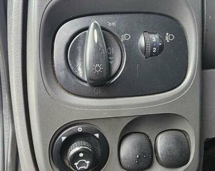 Синій Форд Транзит, об'ємом двигуна 1.99 л та пробігом 400 тис. км за 3300 $, фото 14 на Automoto.ua