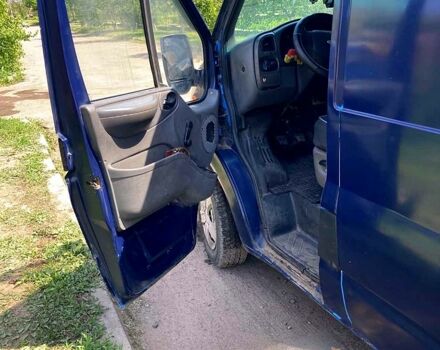 Синий Форд Транзит, объемом двигателя 2 л и пробегом 350 тыс. км за 3500 $, фото 4 на Automoto.ua