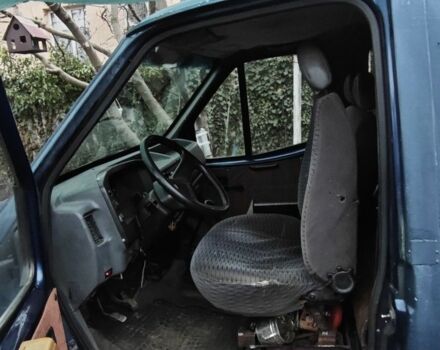 Синий Форд Транзит, объемом двигателя 2 л и пробегом 300 тыс. км за 831 $, фото 4 на Automoto.ua