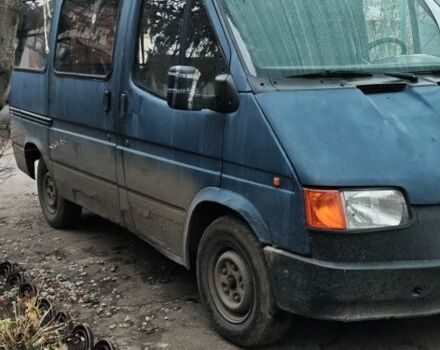 Синий Форд Транзит, объемом двигателя 2 л и пробегом 300 тыс. км за 831 $, фото 1 на Automoto.ua