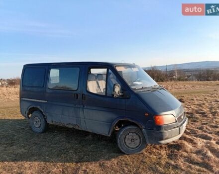 Синий Форд Транзит, объемом двигателя 2.5 л и пробегом 304 тыс. км за 1350 $, фото 2 на Automoto.ua