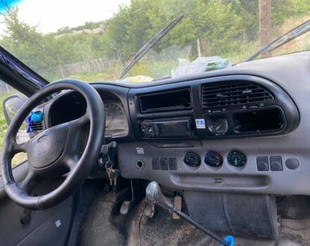 Синій Форд Транзит, об'ємом двигуна 2.5 л та пробігом 356 тис. км за 2700 $, фото 2 на Automoto.ua