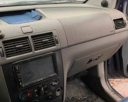 Синий Форд Транзит, объемом двигателя 1.8 л и пробегом 280 тыс. км за 4300 $, фото 13 на Automoto.ua