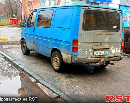 Синий Форд Транзит, объемом двигателя 2.5 л и пробегом 1 тыс. км за 1500 $, фото 2 на Automoto.ua