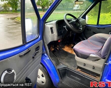 Синій Форд Транзит, об'ємом двигуна 2.5 л та пробігом 325 тис. км за 2450 $, фото 5 на Automoto.ua