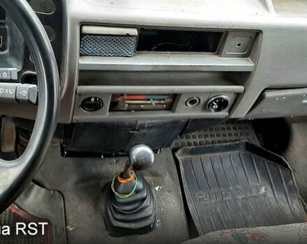 Синій Форд Транзит, об'ємом двигуна 2.5 л та пробігом 0 тис. км за 1000 $, фото 9 на Automoto.ua