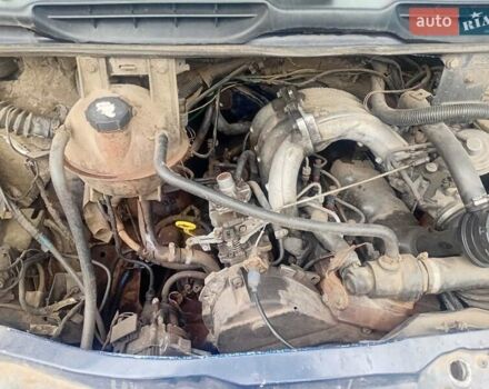 Синій Форд Транзит, об'ємом двигуна 2.5 л та пробігом 250 тис. км за 3500 $, фото 9 на Automoto.ua