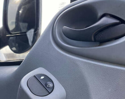 Синий Форд Транзит, объемом двигателя 2.2 л и пробегом 282 тыс. км за 10400 $, фото 9 на Automoto.ua