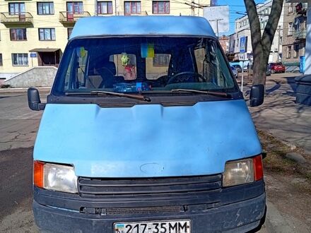 Синий Форд Транзит, объемом двигателя 2.5 л и пробегом 325 тыс. км за 1300 $, фото 1 на Automoto.ua