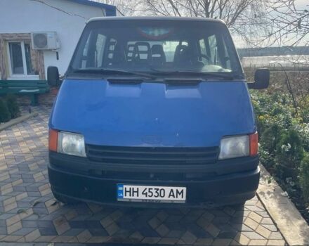 Синий Форд Транзит, объемом двигателя 2.5 л и пробегом 233 тыс. км за 1900 $, фото 1 на Automoto.ua