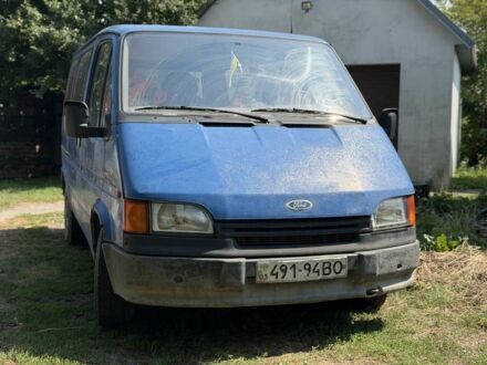 Синий Форд Транзит, объемом двигателя 2 л и пробегом 200 тыс. км за 956 $, фото 1 на Automoto.ua
