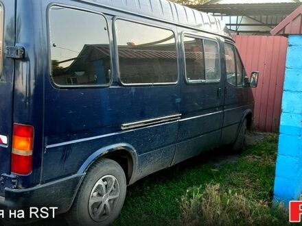 Синий Форд Транзит, объемом двигателя 2.5 л и пробегом 258 тыс. км за 3000 $, фото 1 на Automoto.ua