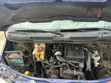 Синий Форд Транзит, объемом двигателя 2.5 л и пробегом 300 тыс. км за 2400 $, фото 1 на Automoto.ua