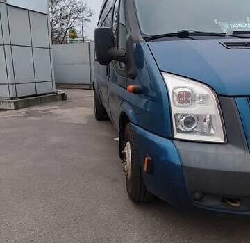 Синий Форд Транзит, объемом двигателя 3.2 л и пробегом 787 тыс. км за 12000 $, фото 1 на Automoto.ua