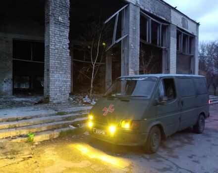 Зелений Форд Транзит, об'ємом двигуна 0 л та пробігом 275 тис. км за 1558 $, фото 8 на Automoto.ua