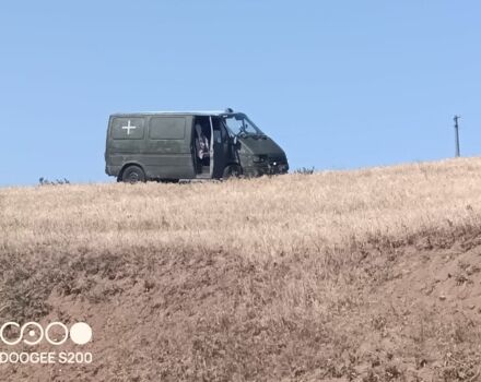Зелений Форд Транзит, об'ємом двигуна 0 л та пробігом 275 тис. км за 1558 $, фото 4 на Automoto.ua
