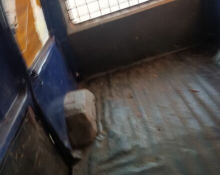 Зелений Форд Транзит, об'ємом двигуна 2 л та пробігом 350 тис. км за 1200 $, фото 4 на Automoto.ua