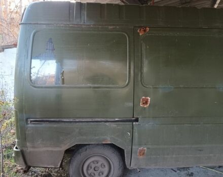 Зелений Форд Транзит, об'ємом двигуна 2 л та пробігом 350 тис. км за 1200 $, фото 1 на Automoto.ua