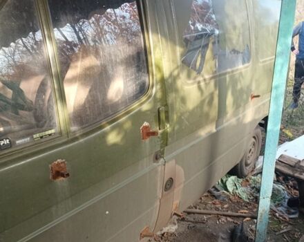 Зелений Форд Транзит, об'ємом двигуна 2 л та пробігом 350 тис. км за 1200 $, фото 5 на Automoto.ua