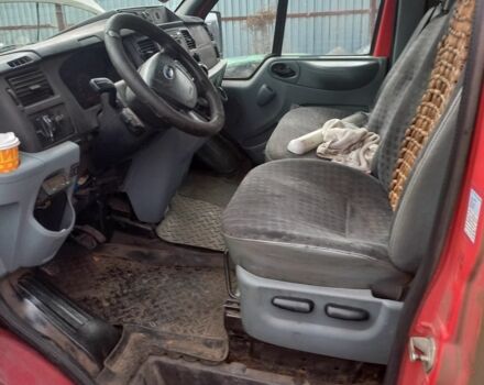 Зелений Форд Транзит, об'ємом двигуна 2.2 л та пробігом 412 тис. км за 1784 $, фото 4 на Automoto.ua