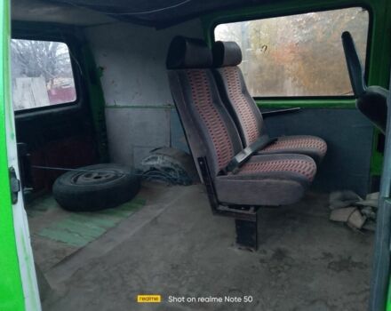 Зеленый Форд Транзит, объемом двигателя 2.5 л и пробегом 500 тыс. км за 1900 $, фото 7 на Automoto.ua