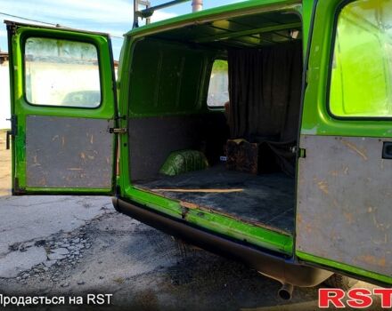 Зеленый Форд Транзит, объемом двигателя 2.5 л и пробегом 450 тыс. км за 3600 $, фото 11 на Automoto.ua