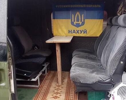 Зеленый Форд Транзит, объемом двигателя 2 л и пробегом 375 тыс. км за 6300 $, фото 10 на Automoto.ua