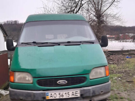 Зеленый Форд Транзит, объемом двигателя 2.5 л и пробегом 320 тыс. км за 2300 $, фото 1 на Automoto.ua