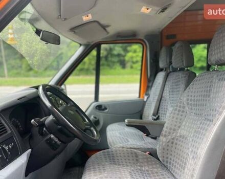 Помаранчевий Форд Транзит, об'ємом двигуна 2.2 л та пробігом 270 тис. км за 13200 $, фото 8 на Automoto.ua