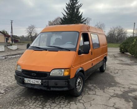 Оранжевый Форд Транзит, объемом двигателя 2.5 л и пробегом 350 тыс. км за 1920 $, фото 1 на Automoto.ua