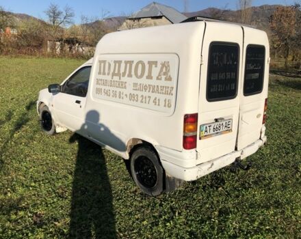 Белый Форд Виндстар, объемом двигателя 1.8 л и пробегом 350 тыс. км за 750 $, фото 3 на Automoto.ua