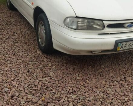 Белый Форд Виндстар, объемом двигателя 3 л и пробегом 491 тыс. км за 2300 $, фото 1 на Automoto.ua