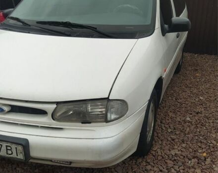 Білий Форд Віндстар, об'ємом двигуна 3 л та пробігом 491 тис. км за 2300 $, фото 1 на Automoto.ua