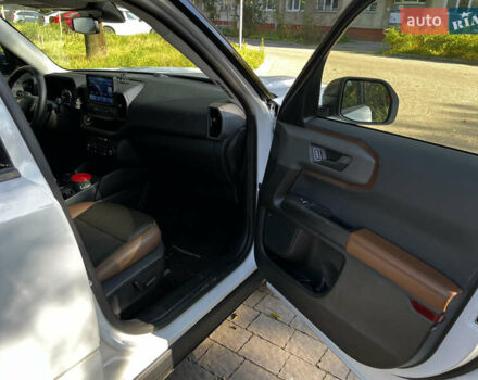 Белый Форд Bronco Sport, объемом двигателя 2 л и пробегом 158 тыс. км за 28800 $, фото 8 на Automoto.ua